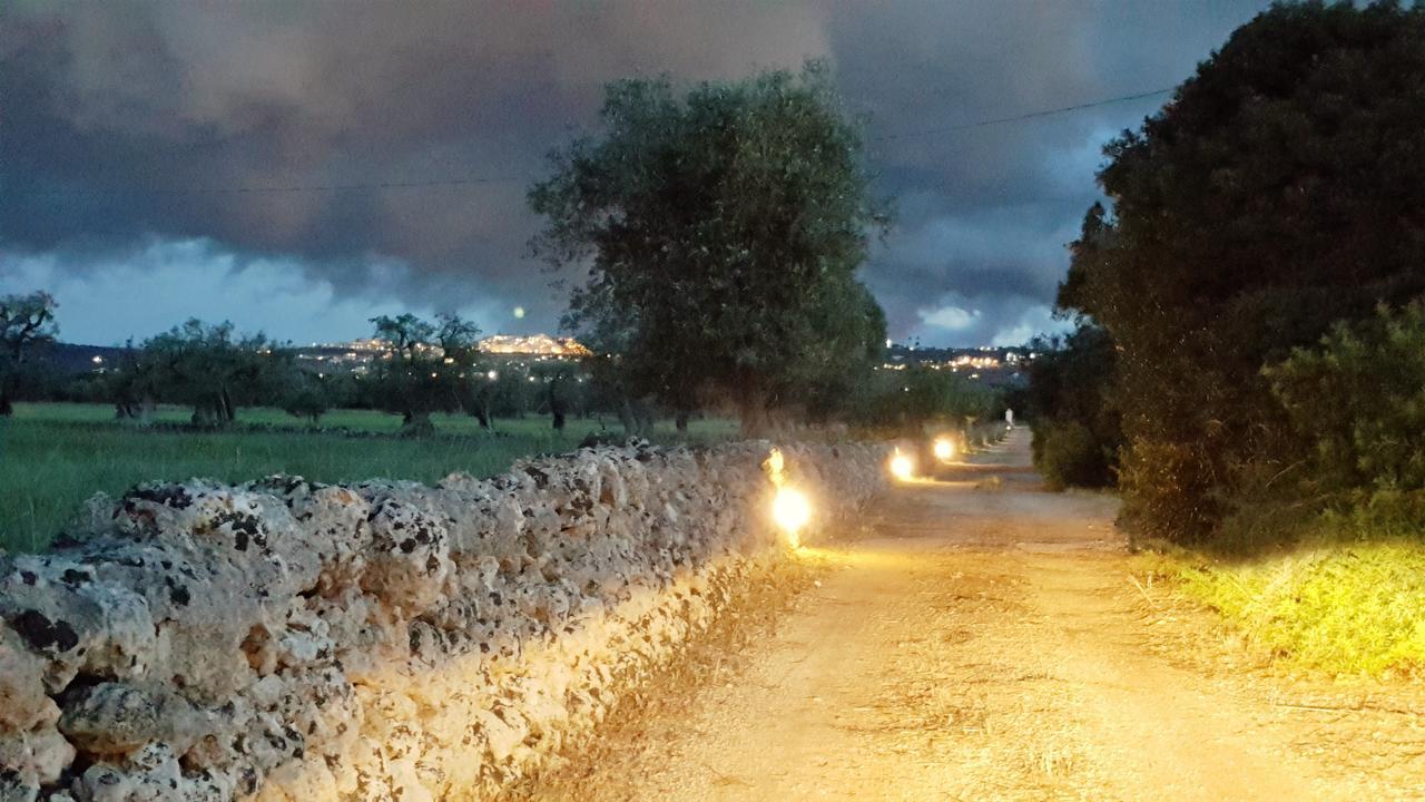 Masseria Palombara Grande Остуни Экстерьер фото