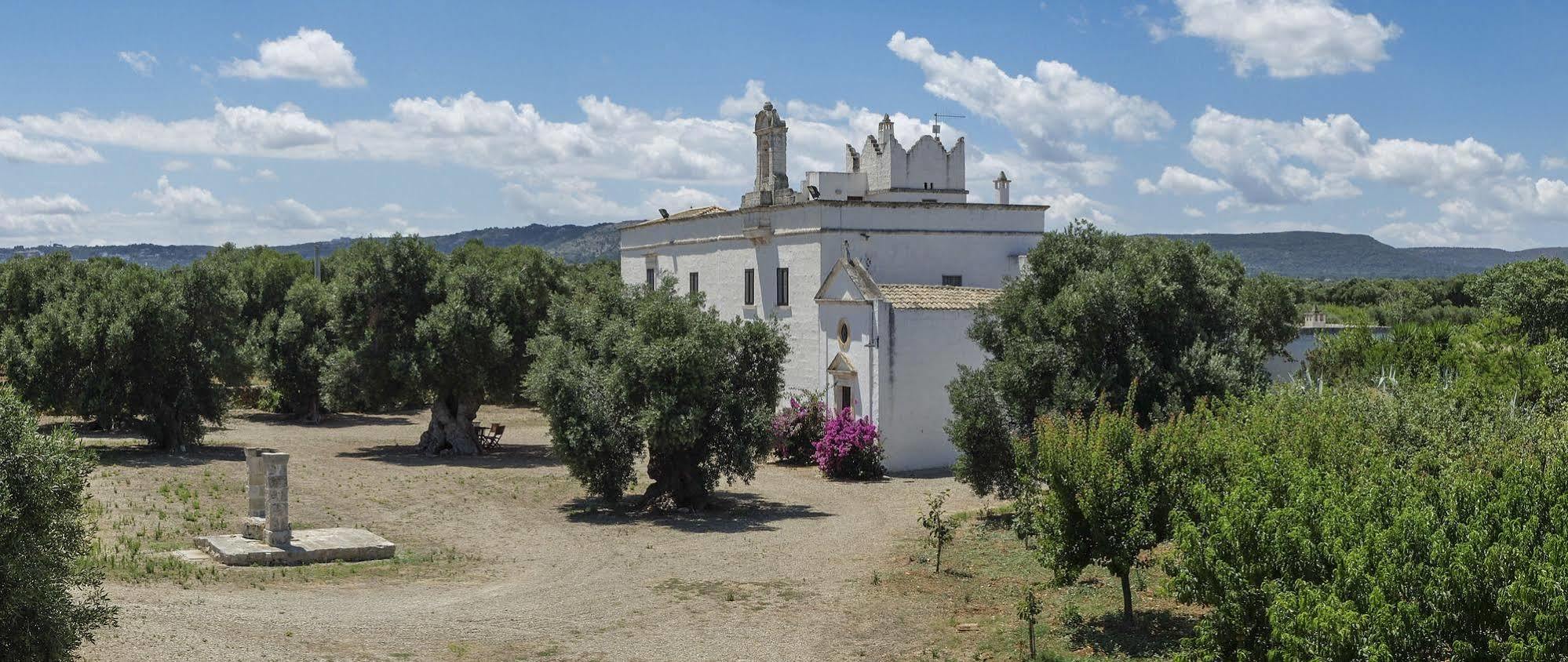 Masseria Palombara Grande Остуни Экстерьер фото